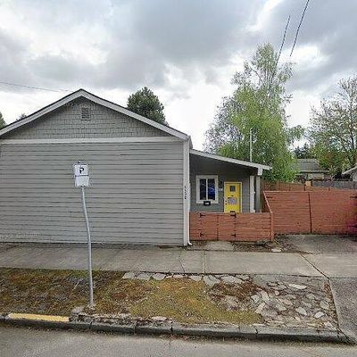 8538 N Peninsular Ave, Portland, OR 97217