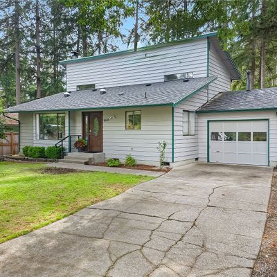 8605 Lake Forest Dr Se, Lacey, WA 98503