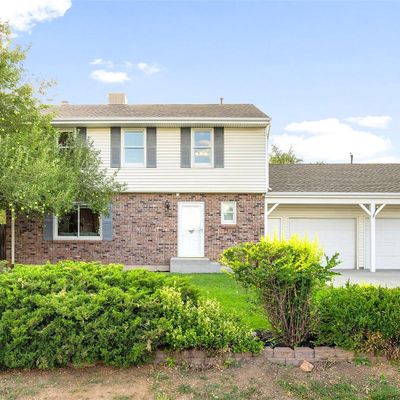 8725 S Yarrow St, Littleton, CO 80128