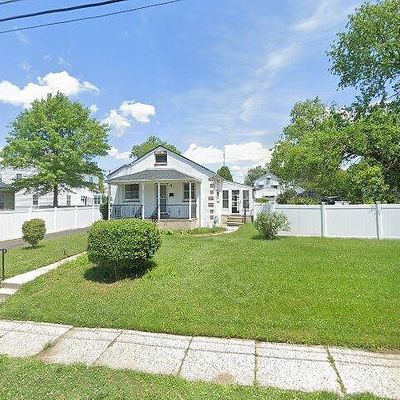 876 N Read Ave, Runnemede, NJ 08078