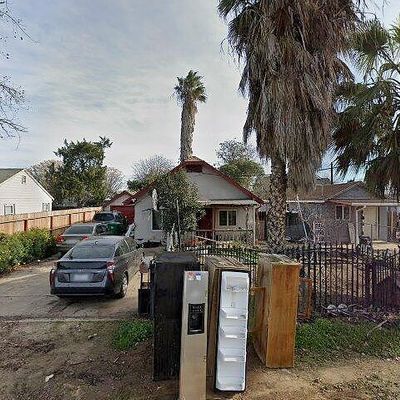 902 S Carroll Ave, Stockton, CA 95215