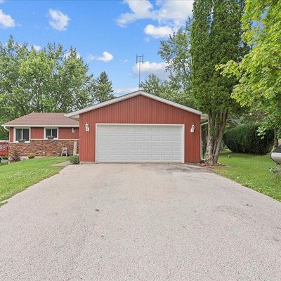 W1416 Pine Ct, Oostburg, WI 53070