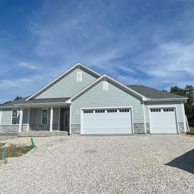 W193 N4914 Tea Tree Drive, Menomonee Falls, WI 53051