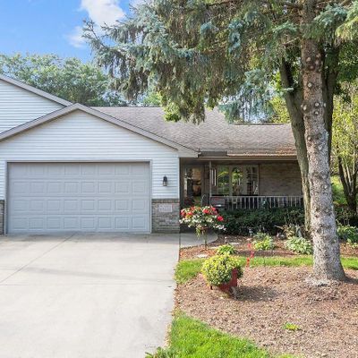 W5113 Natures Way Dr, Sherwood, WI 54169