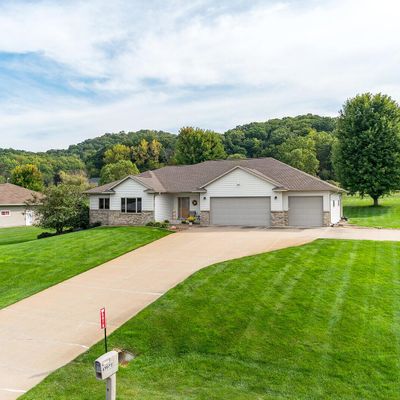 W5975 Schultz Ln, Onalaska, WI 54650