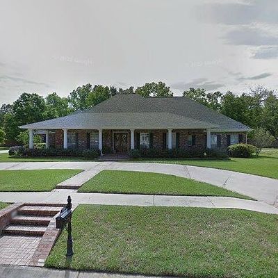 102 Riverbriar Dr, Lafayette, LA 70503