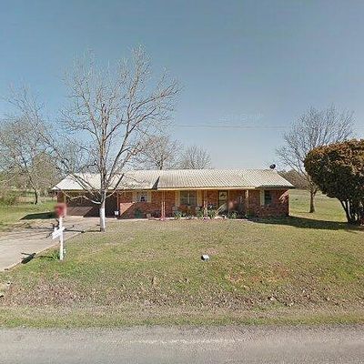 1025 E Fairview St, Blossom, TX 75416