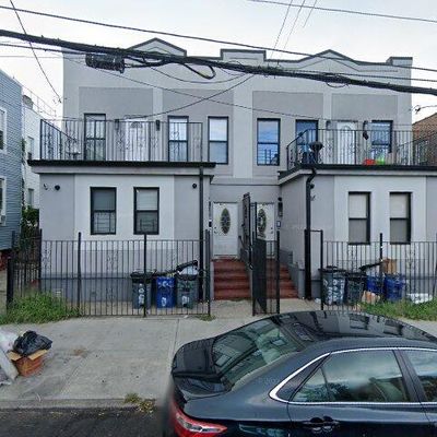 1027 Belmont Ave, Brooklyn, NY 11208