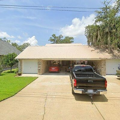 104 Clement Dr, Pierre Part, LA 70339