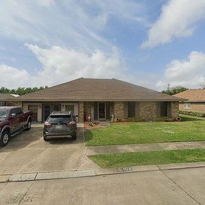 104 Lynwood Dr, Houma, LA 70360