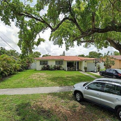 1040 N Royal Poinciana Blvd, Miami Springs, FL 33166