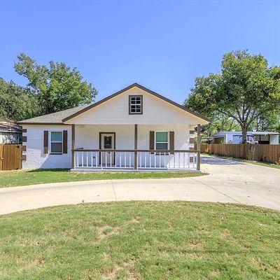 105 S Dick Price Rd, Kennedale, TX 76060