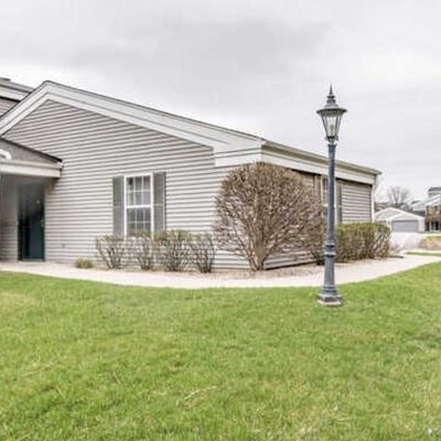 N17 W26830 E Fieldhack Dr, Pewaukee, WI 53072