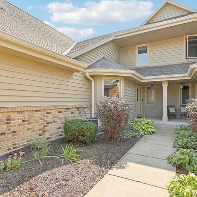 N21 W24369 Cumberland Dr, Unit 35 H, Pewaukee, WI 53072