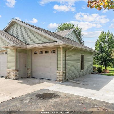 N735 Petit Ct, Fremont, WI 54940