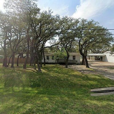 1117 N Pearl St, Rockport, TX 78382