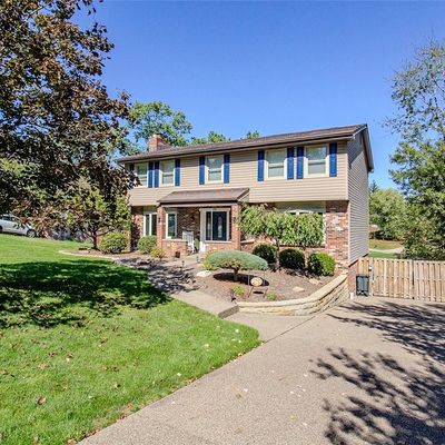 1118 Rial Dr, Bethel Park, PA 15102