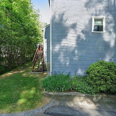 113 Heritage Dr, Whitinsville, MA 01588