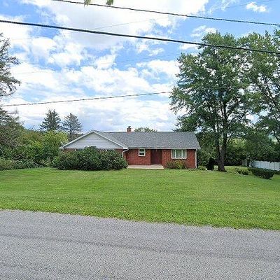 114 Hood School Rd, Indiana, PA 15701