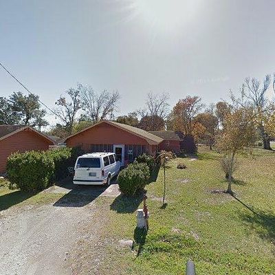 120 E Hooks St, Sour Lake, TX 77659