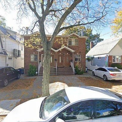 12042 192 Nd St, Saint Albans, NY 11412