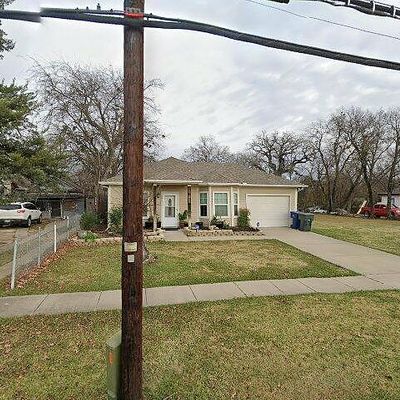 1205 N Broughton St, Sherman, TX 75090