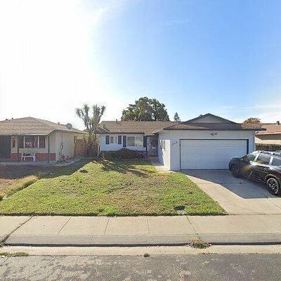 1056 Topaz Ct, Manteca, CA 95336