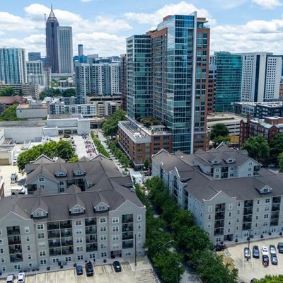 1075 Peachtree Walk Ne, Atlanta, GA 30309