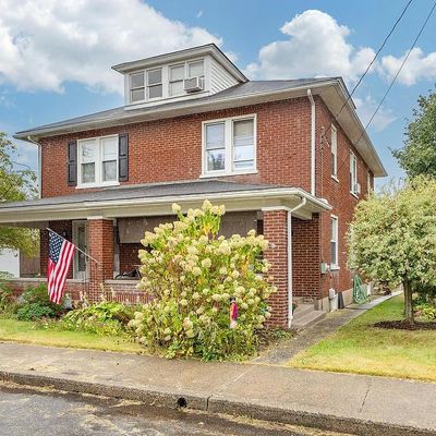 108 Cherry St, East Greenville, PA 18041