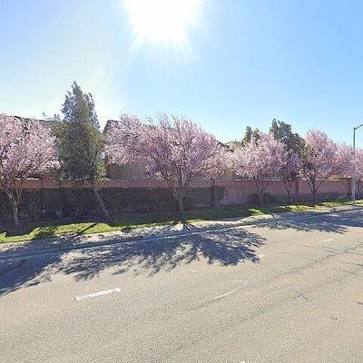 10956 Honeysuckle Way, Stockton, CA 95209