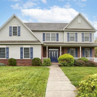 11 Greenwich Dr, Carlisle, PA 17015