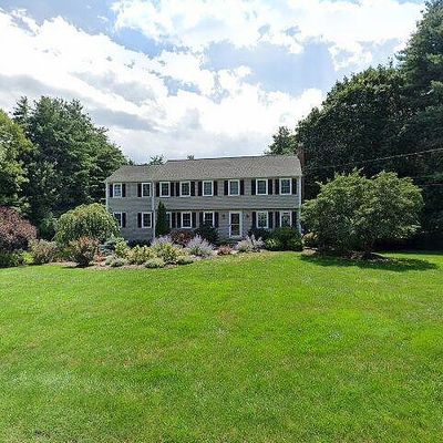 11 Homestead Rd, West Simsbury, CT 06092