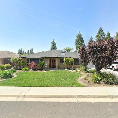 131 Post Ave, Sanger, CA 93657