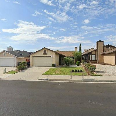 13887 Northstar Ave, Victorville, CA 92392