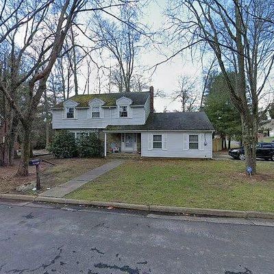 14 Concord St, Edison, NJ 08820