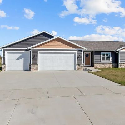 1402 Mase Dr, Kaukauna, WI 54130