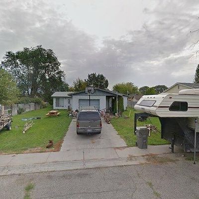 1420 Vista Dr, Gooding, ID 83330