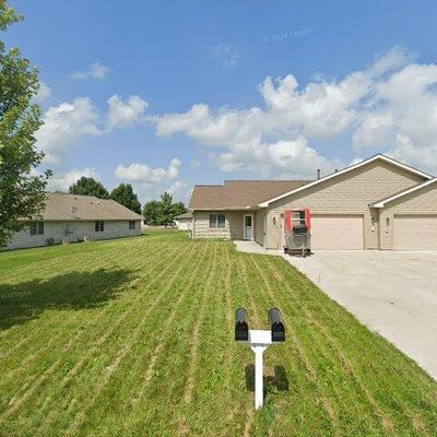 1423 Summit St, Baldwin, WI 54002