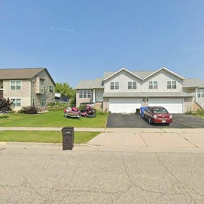 124 Community Dr, Fall River, WI 53932