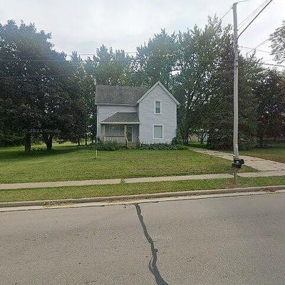 126 E School St, Sharon, WI 53585