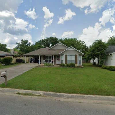 130 Jasmine Dr, Alabaster, AL 35007