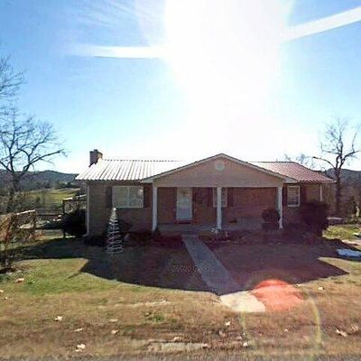 156 Land Oak Dr, La Follette, TN 37766