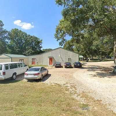 16 Heatherland Dr, Poplarville, MS 39470