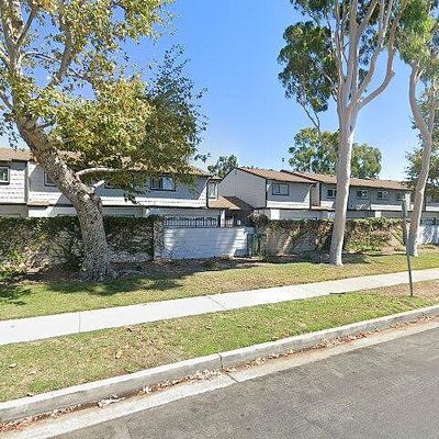 1635 242 Nd Pl #L, Harbor City, CA 90710