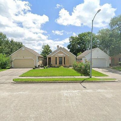 16615 Ivy Grove Dr, Houston, TX 77058