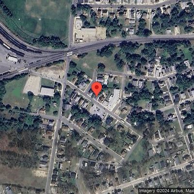 169 W Jefferson St, Paulsboro, NJ 08066