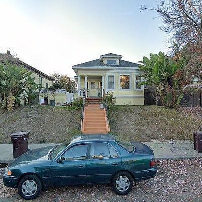 1703 Filbert St, Oakland, CA 94607