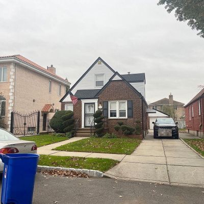 14564 9 Th Ave, Whitestone, NY 11357