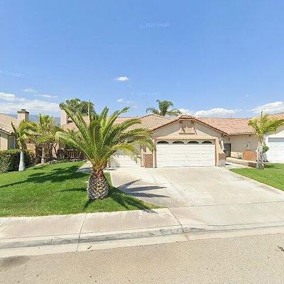 15196 Dandelion Ln, Fontana, CA 92336