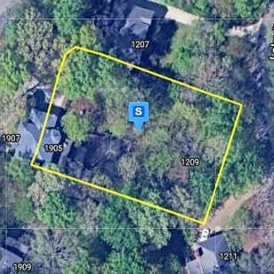 1905 River Woods Rd, Hoover, AL 35244